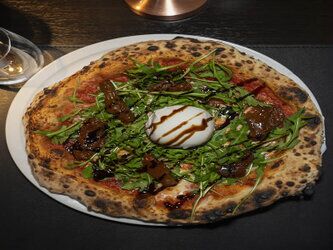 rucola-burrata-pizza